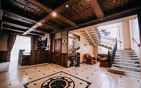 Готель Урарту